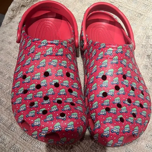 Vineyard Vines Men\'s Red Patterned Crocs Shoes s-l400.jpg main image 4